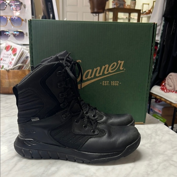 Danner 25331 8" Black Instinct Tactical Side Zip Boot with Lace Up Size 9 - Picture 1 of 10
